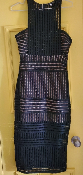 Endless Rose lace dress Size Small - Picture 4 of 15